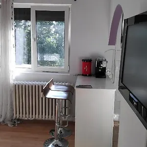 Mexonia , Bucureşti România